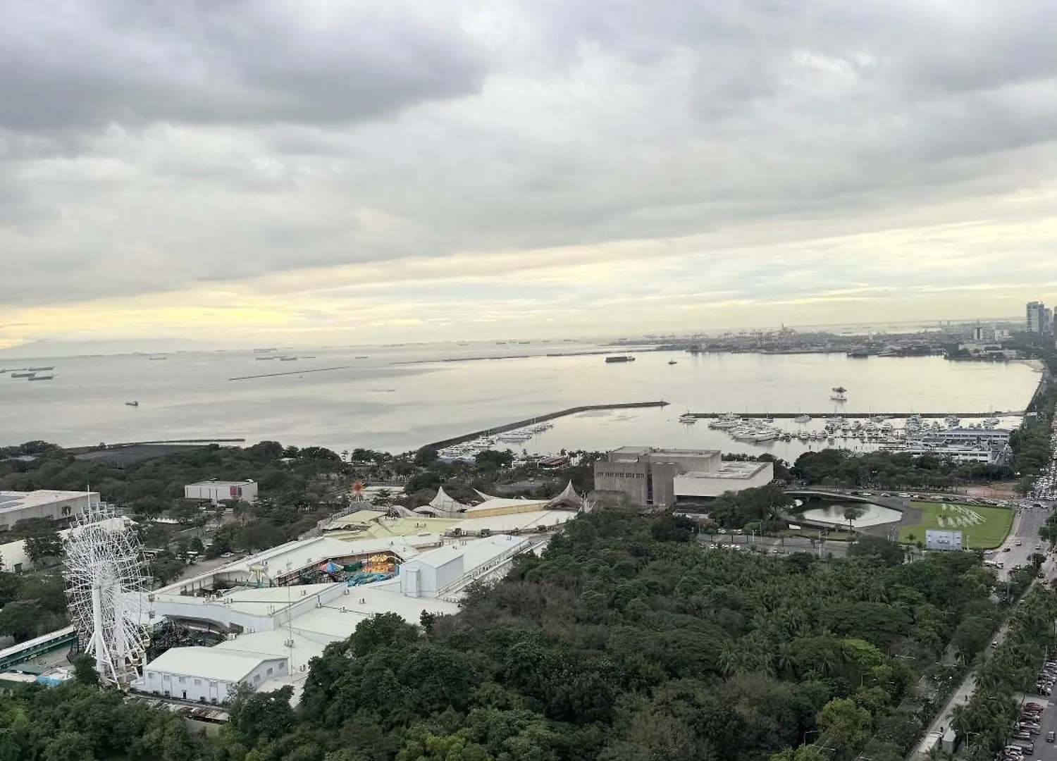 Nestled Haven Aparthotel Manila