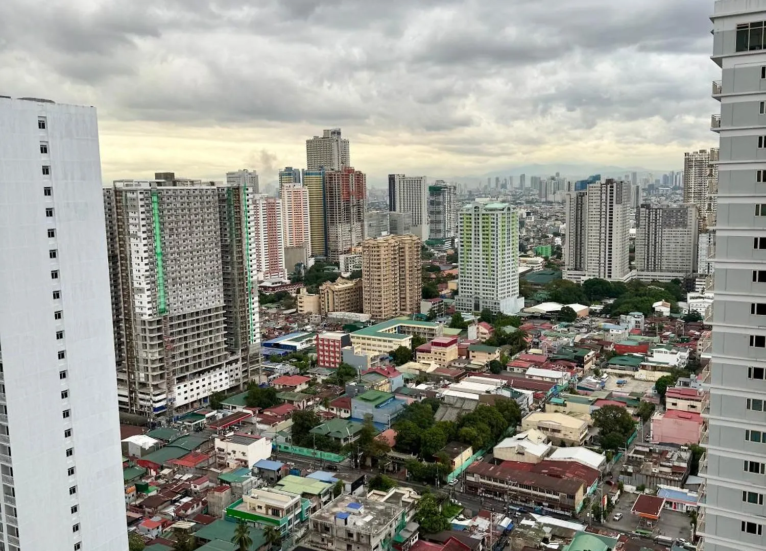 Nestled Haven Aparthotel Manila